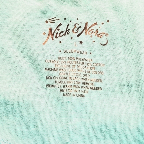 NICK & NORA Retro Shark Onsie Pajamas, Adult- L - Picture 9 of 9